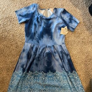 LuLaRoe Amelia